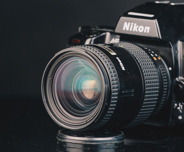 フィルムカメラ Nikon F-801 AF NIKKOR 28-85mm 1:3.5-4.5 500x0.jpg