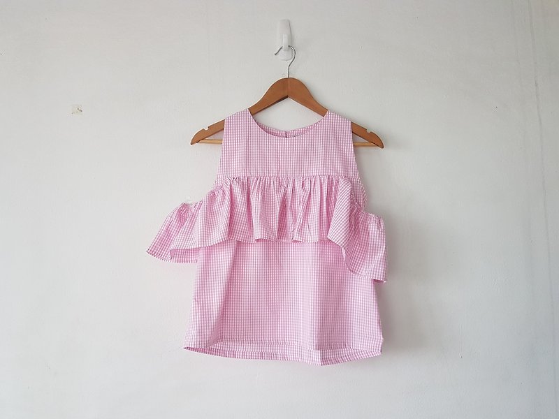 Gingham top in baby pink - เสื้อกั๊กผู้หญิง - ผ้าฝ้าย/ผ้าลินิน 