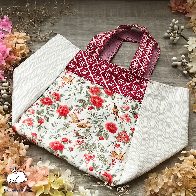 Handmade walking handbag classical flower and bird style - กระเป๋าถือ - ผ้าฝ้าย/ผ้าลินิน สีแดง