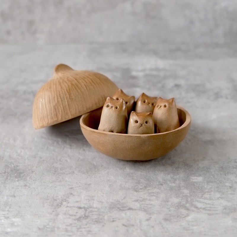Pottery Pottery & Ceramics Brown - Brown Handmade Ceramic Cat – size: S