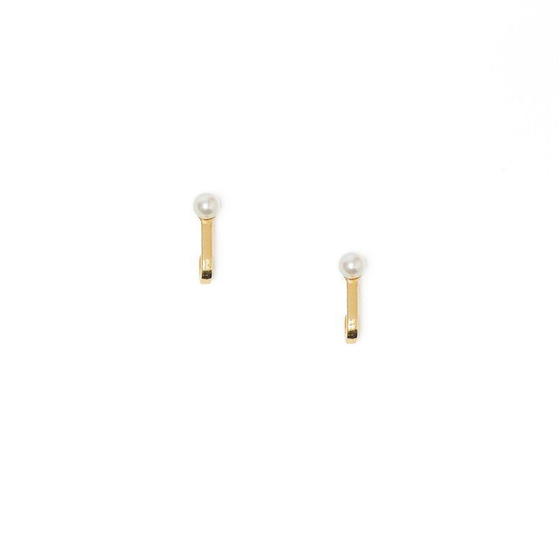 簡約珍珠耳環 925銀厚鍍18K金 Upper Crutch Earring - 耳環/耳夾/耳骨夾 - 珍珠 金色