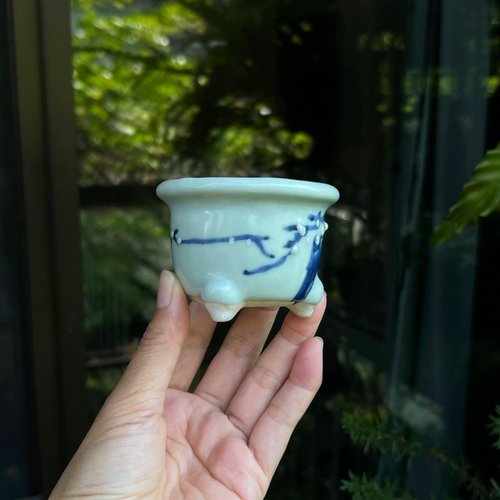 青磁染付 梅図 尾張焼 瀬戸焼 三本足 盆栽鉢 蘭鉢 bonsai 青磁染付 梅図 尾張焼 瀬戸焼 三本足 盆栽鉢 蘭鉢