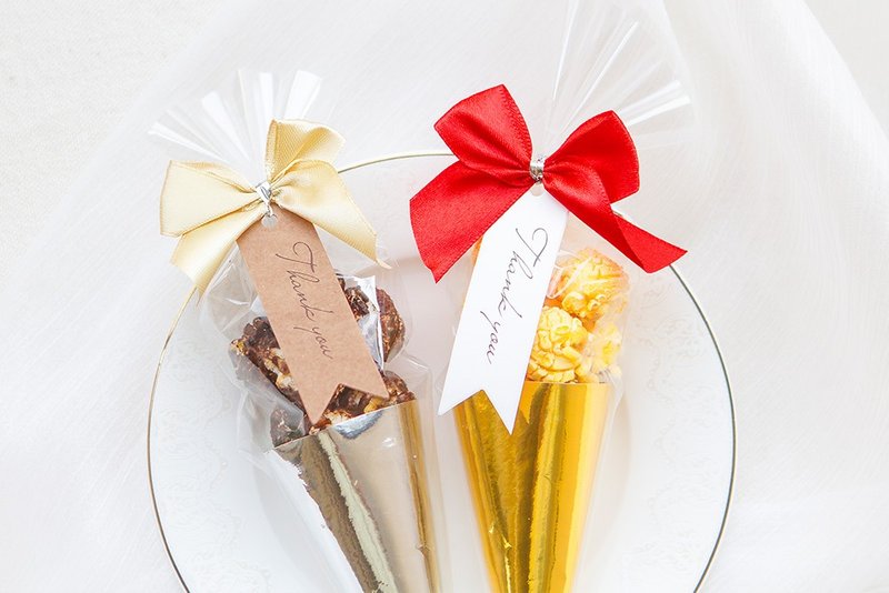 Low-key luxury popcorn cone as a small thank you gift - reservation required according to date (home delivery only) event - Handmade Cookies - Fresh Ingredients Multicolor