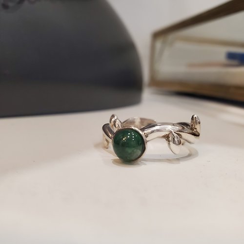 LYNLI Jewelry 【戒指】 祖母綠樹枝戒指 母親節/ 畢業禮物/ 情人節禮物