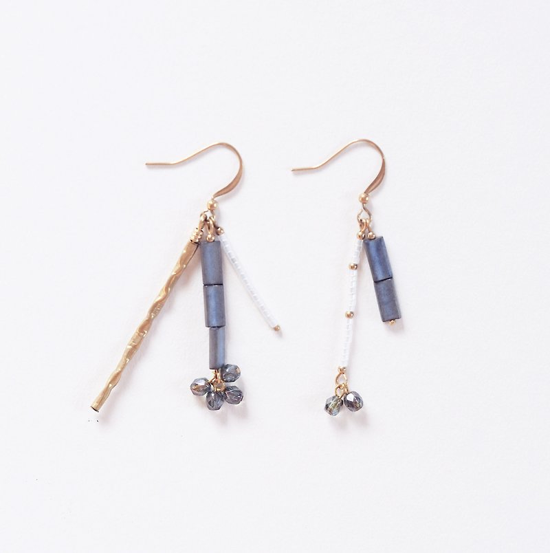Asymmetric pyrotechnic Bronze ear hook blue - Earrings & Clip-ons - Other Metals Blue