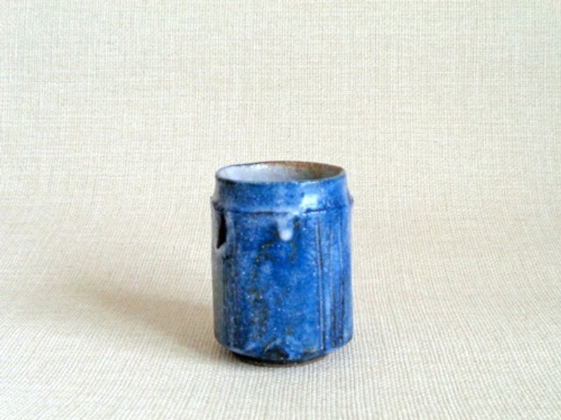 Teacup Blue Glaze B - ถ้วย - ดินเผา สีน้ำเงิน