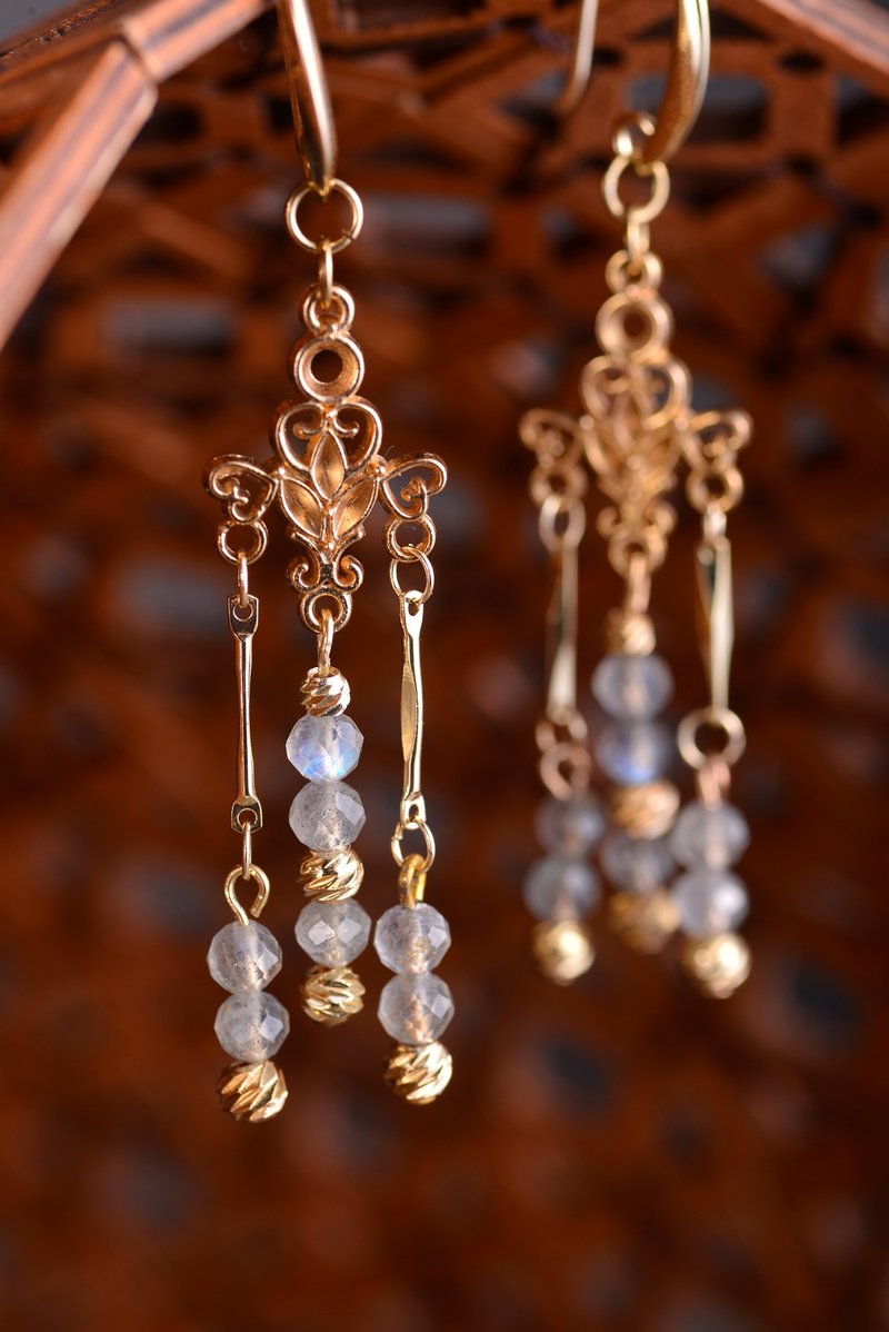 Antique flower piece drop labradorite 14k earrings - ต่างหู - เครื่องประดับพลอย สีทอง