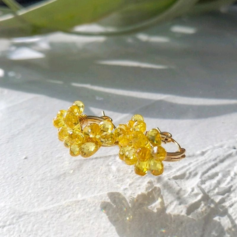 14Kgf Citrine mimosa wrapped hoop pierced earrings / clip on earrings - Earrings & Clip-ons - Gemstone Yellow