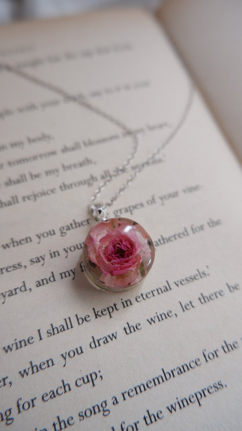 Necklace Rose blossom (silver925) - Necklaces - Resin Pink