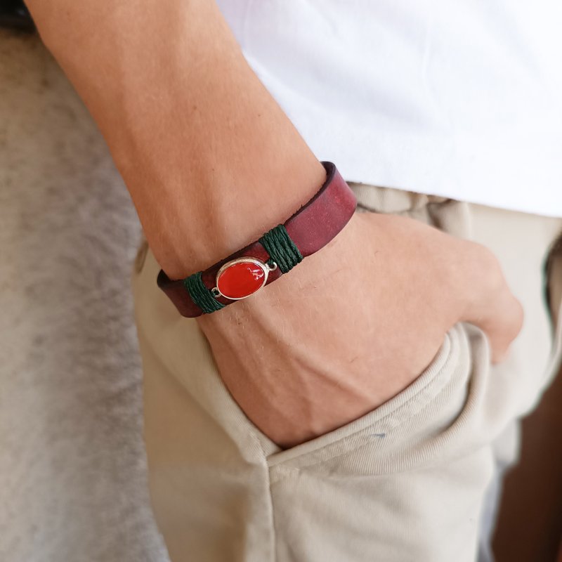 Rooted Glow Deep Red Leather Bracelet, Natural Cherry Agate on Sterling Silver - 手鍊/手環 - 真皮 紅色