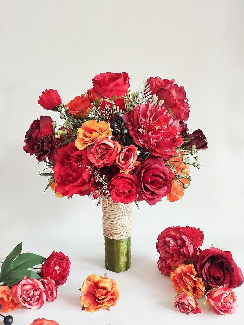 Bouquet of flower lover in red-orange tones (flower lover made from fabric) - Dried Flowers & Bouquets - Silk White