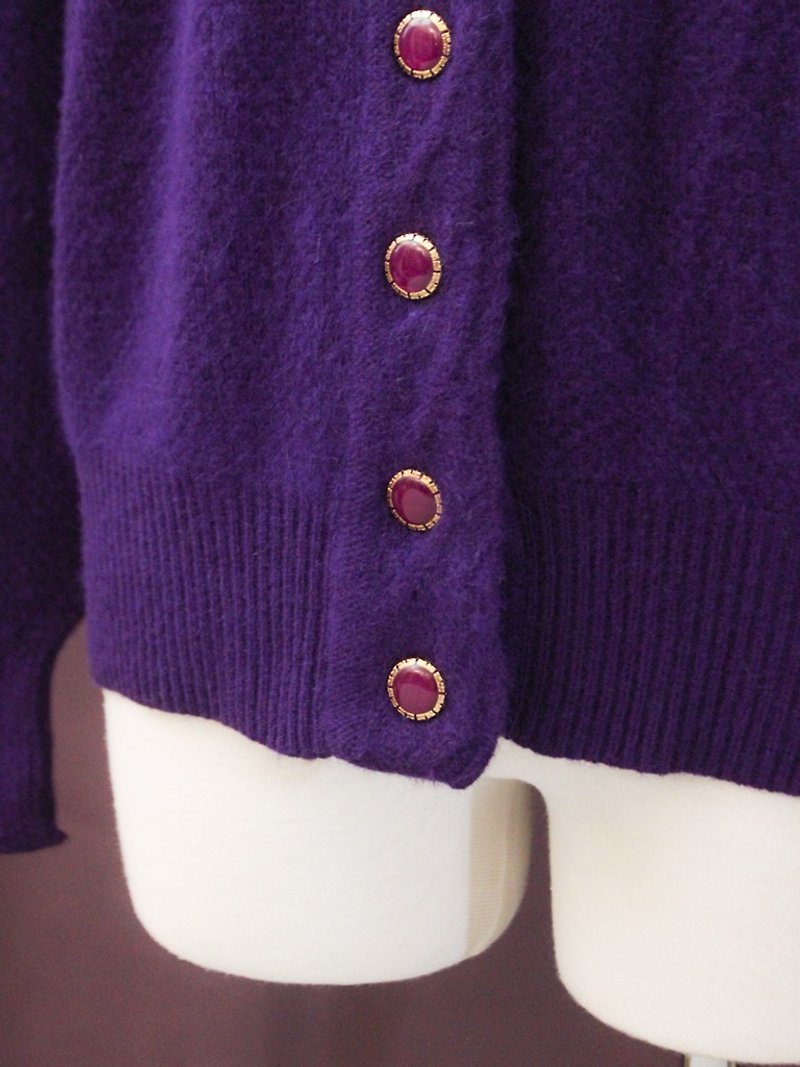Vintage Japanese Elegant Large Purple Red Button Loose Wool Vintage Knit Sweater Jacket - สเวตเตอร์ผู้หญิง - เส้นใยสังเคราะห์ สีม่วง