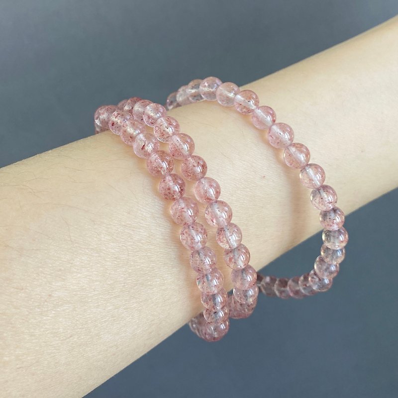 High quality natural l white water strawberry crystal strawberry crystal three circles multiple circles 5mm crystal ore bracelet - Bracelets - Crystal Pink