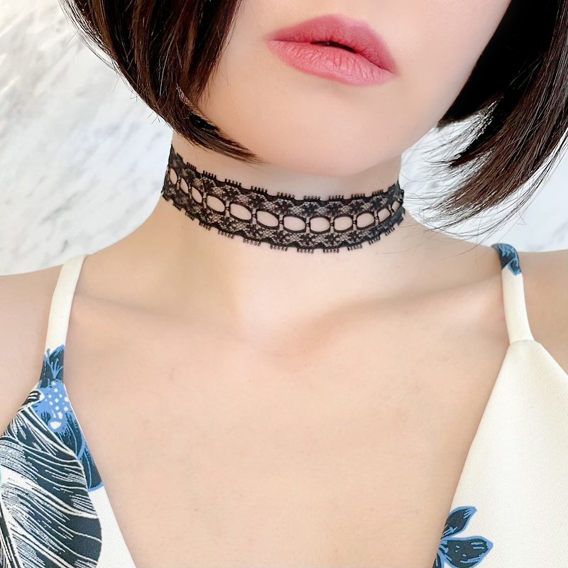 In the middle of the night / Black lace choker SV006 - Chokers - Other Materials Black