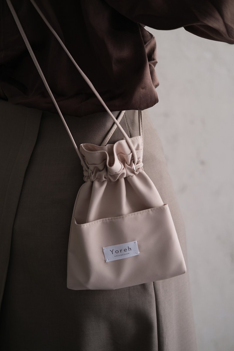 Brand customized umbrella bag (limited edition) - กระเป๋าแมสเซนเจอร์ - วัสดุกันนำ้ สีกากี