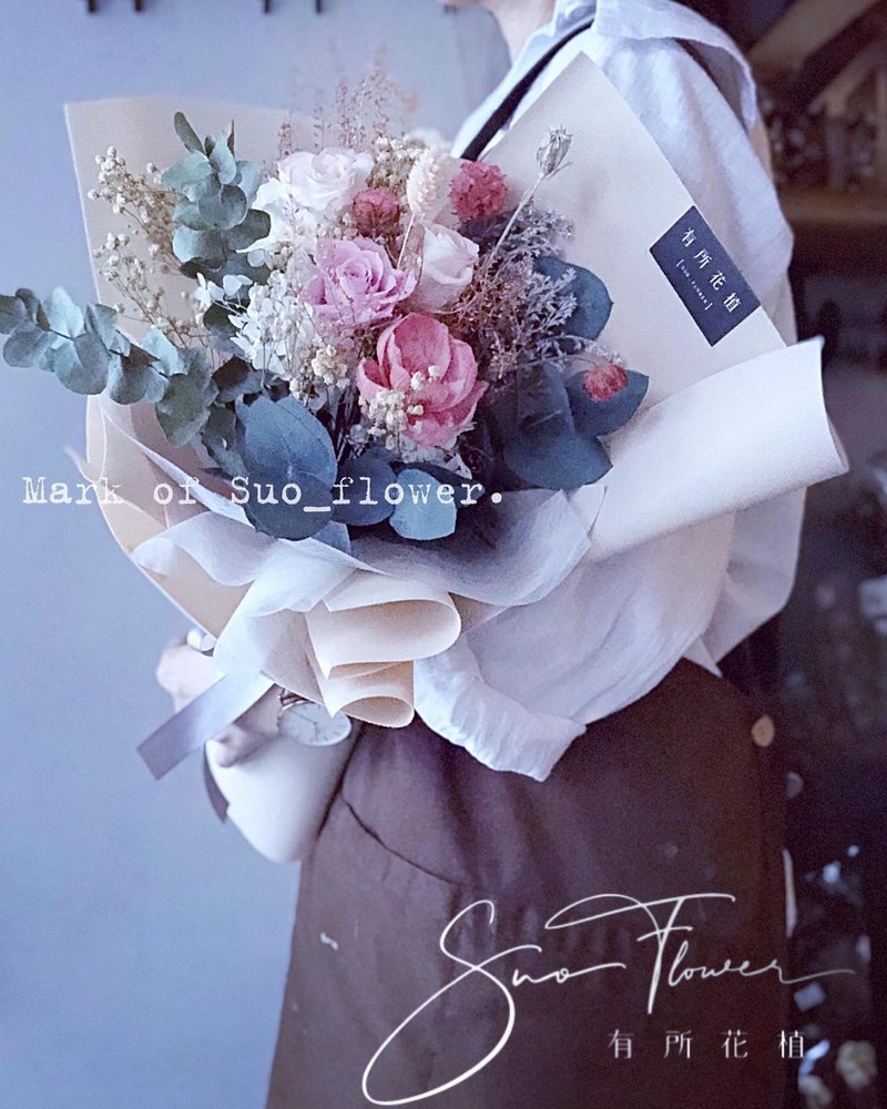 Preserved Flower Bouquet/Confession Bouquet/Proposal Bouquet/Birthday Gift/Graduation Bouquet - ช่อดอกไม้แห้ง - วัสดุอื่นๆ 