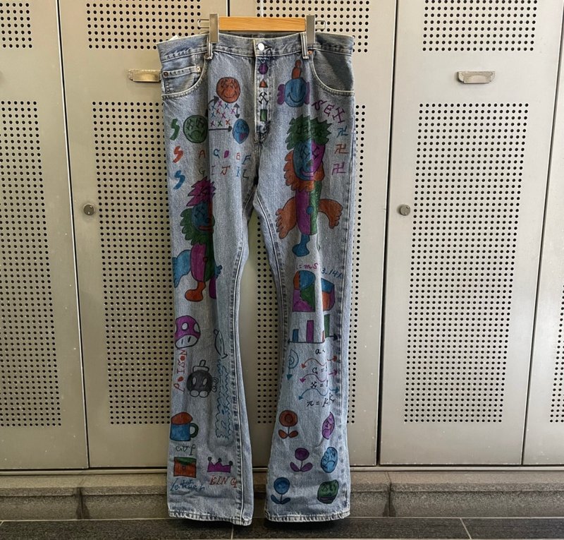 落書きデニムパンツ - 男長褲/休閒褲 - 棉．麻 