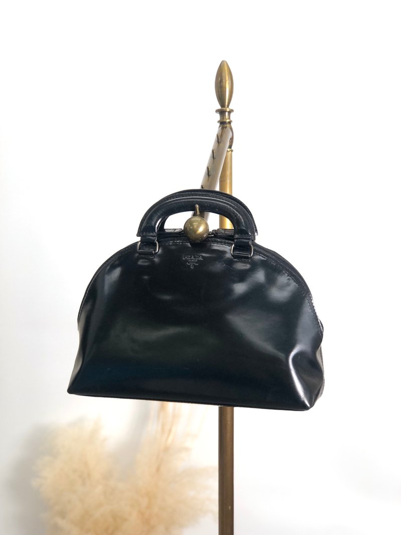 【 日本直送　名牌中古包 】PRADA プラダ ハンドバッグ ブラック ロゴ レザー ボストン ラウンド vintage ヴィンテージ オールド tmnsc7 - 手提包/手提袋 - 真皮 黑色