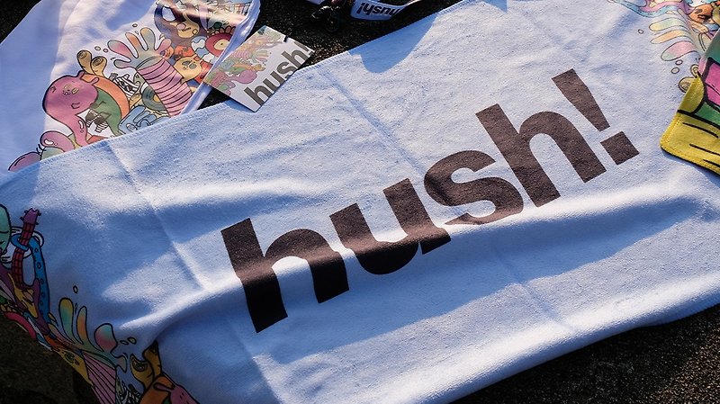 【HUSH！X ExplosiveCatStudio】オフィシャルジョイントスポーツタオル - エクササイズグッズ - コットン・麻 