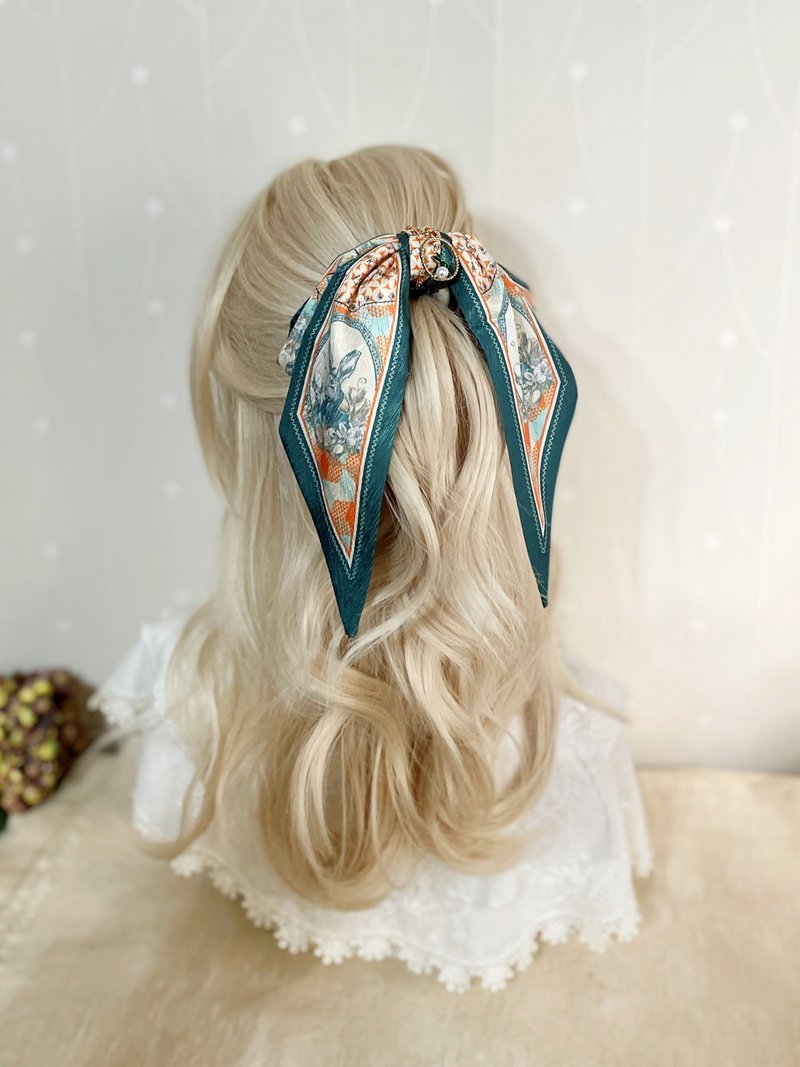 French retro silk scarf banana clip scrunchie ponytail clip hair clip intersecting pressure clip hair comb - เครื่องประดับผม - วัสดุอื่นๆ สีเขียว