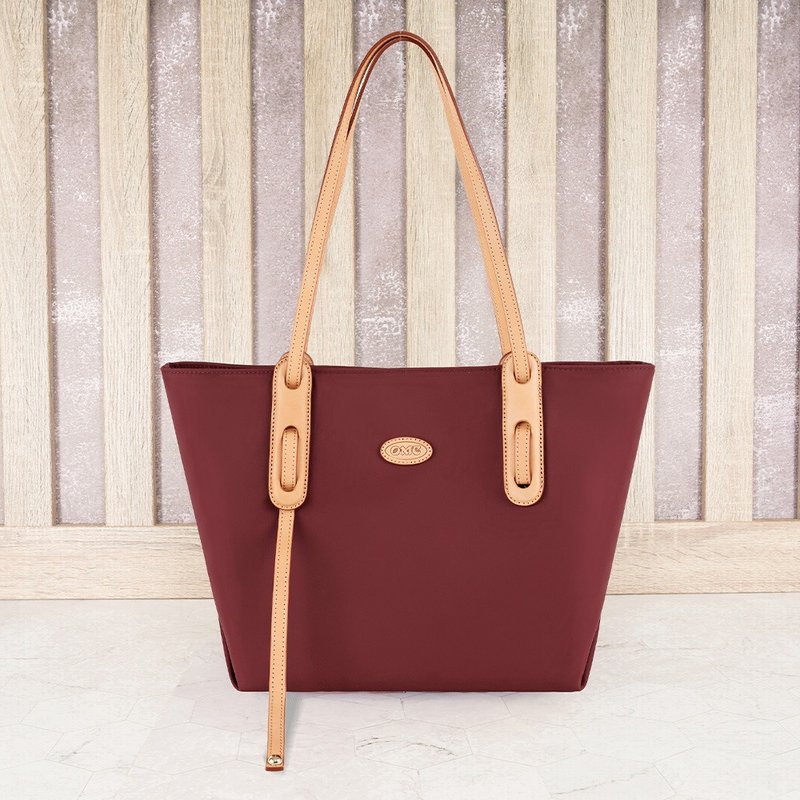 Drape leather simple wide bottom tote bag 83166 (dark red) - กระเป๋าแมสเซนเจอร์ - ไนลอน 