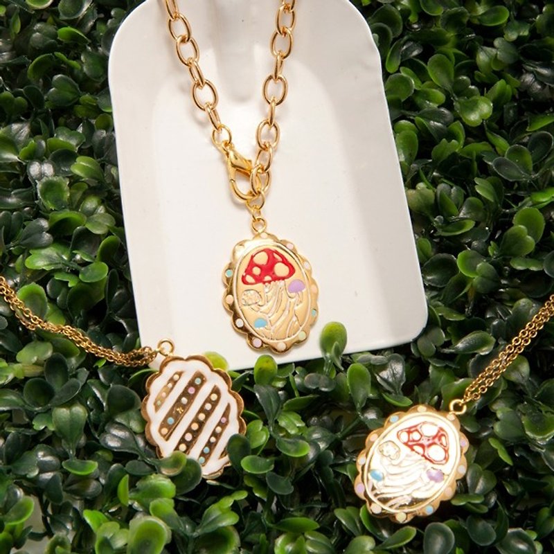 Mushroom Tree Pendant, Mushroom Tree Necklace, Mushroom Necklace, Double Sided Pendant, Two Sided pendant - สร้อยคอ - โลหะ สีแดง