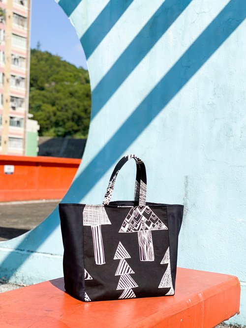 marimekko logo tote bag