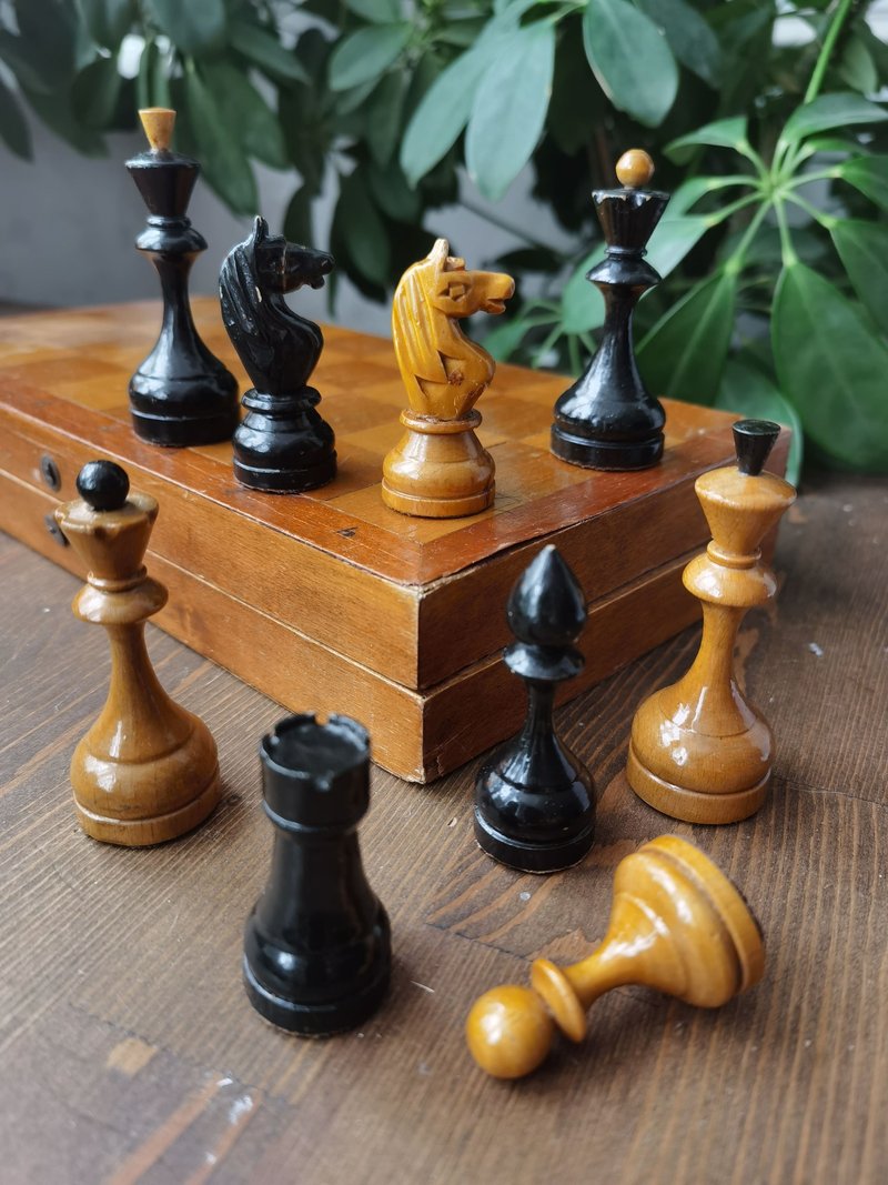 1950s-1960s rare wooden chess set USSR board 30x30cm Soviet Chess - 桌遊/牌卡 - 木頭 