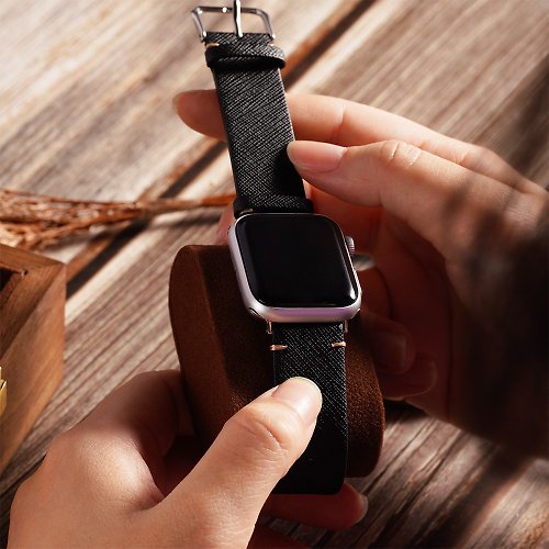 W.WEAR 時間穿搭 Apple watch - 十字紋真皮蘋果錶帶