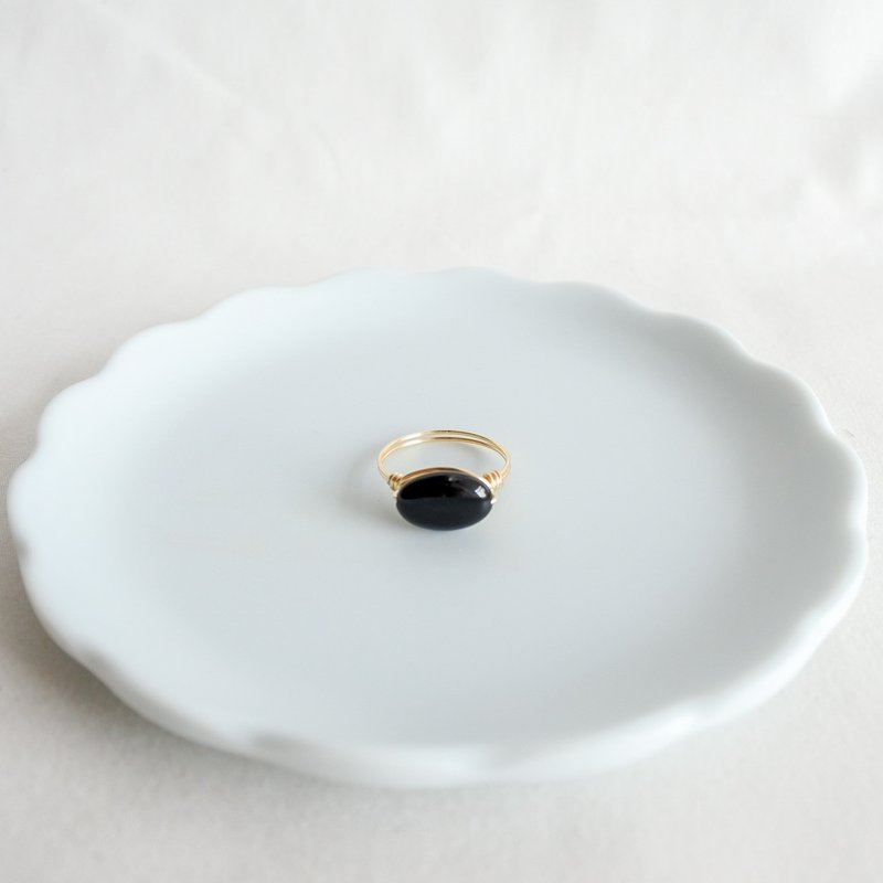 Onyx– Small Grain – Gold Ring – Natural Stone Ring - 戒指 - 其他金屬 黑色