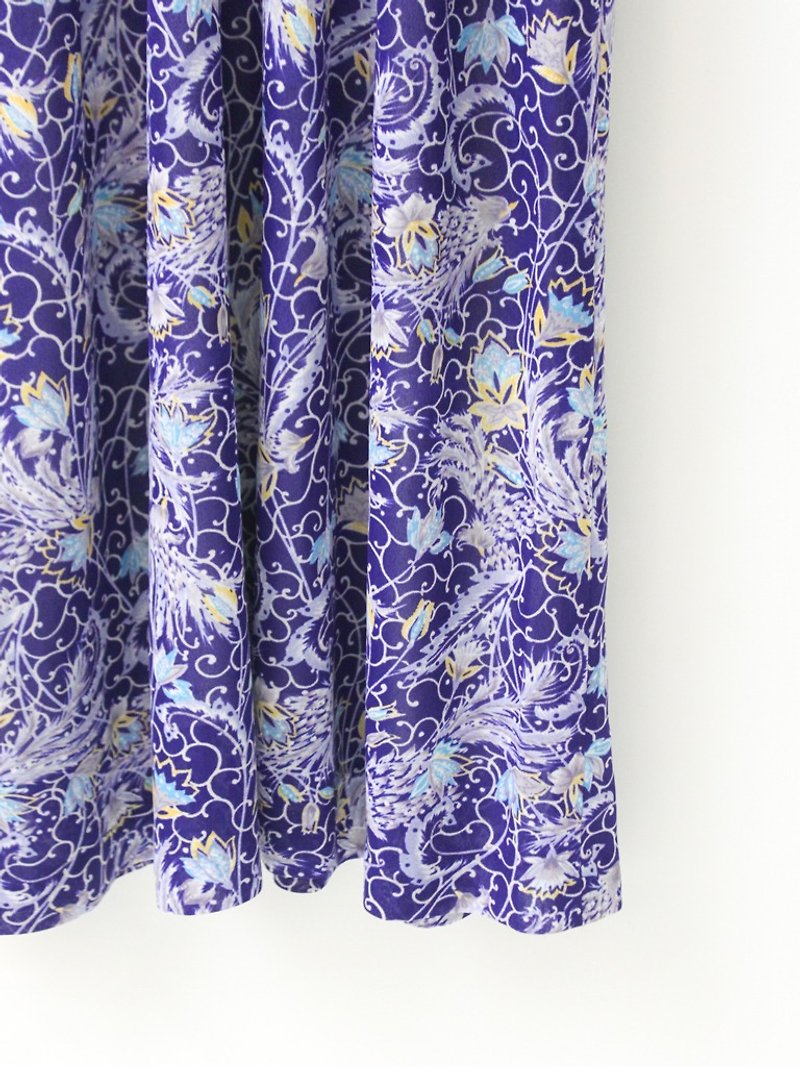 【RE1004D1468】早秋日本製復古紫色圖騰短袖落肩古著洋裝 - 洋裝/連身裙 - 聚酯纖維 紫色