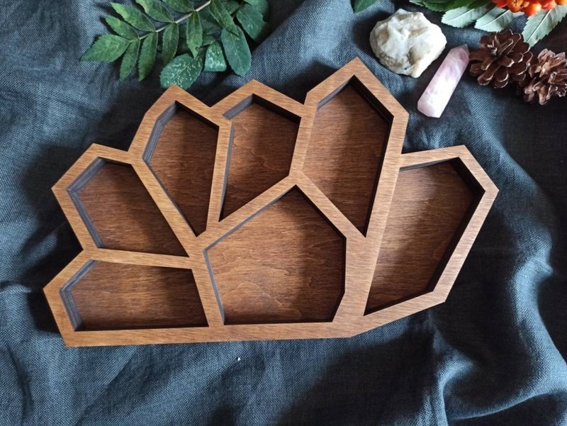 Wooden tray organizer to display jewelry, crystal, trinket storage. - ของวางตกแต่ง - ไม้ สีนำ้ตาล