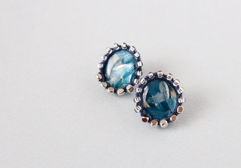 Thread and bead art earrings     Navy - ต่างหู - อะคริลิค สีน้ำเงิน