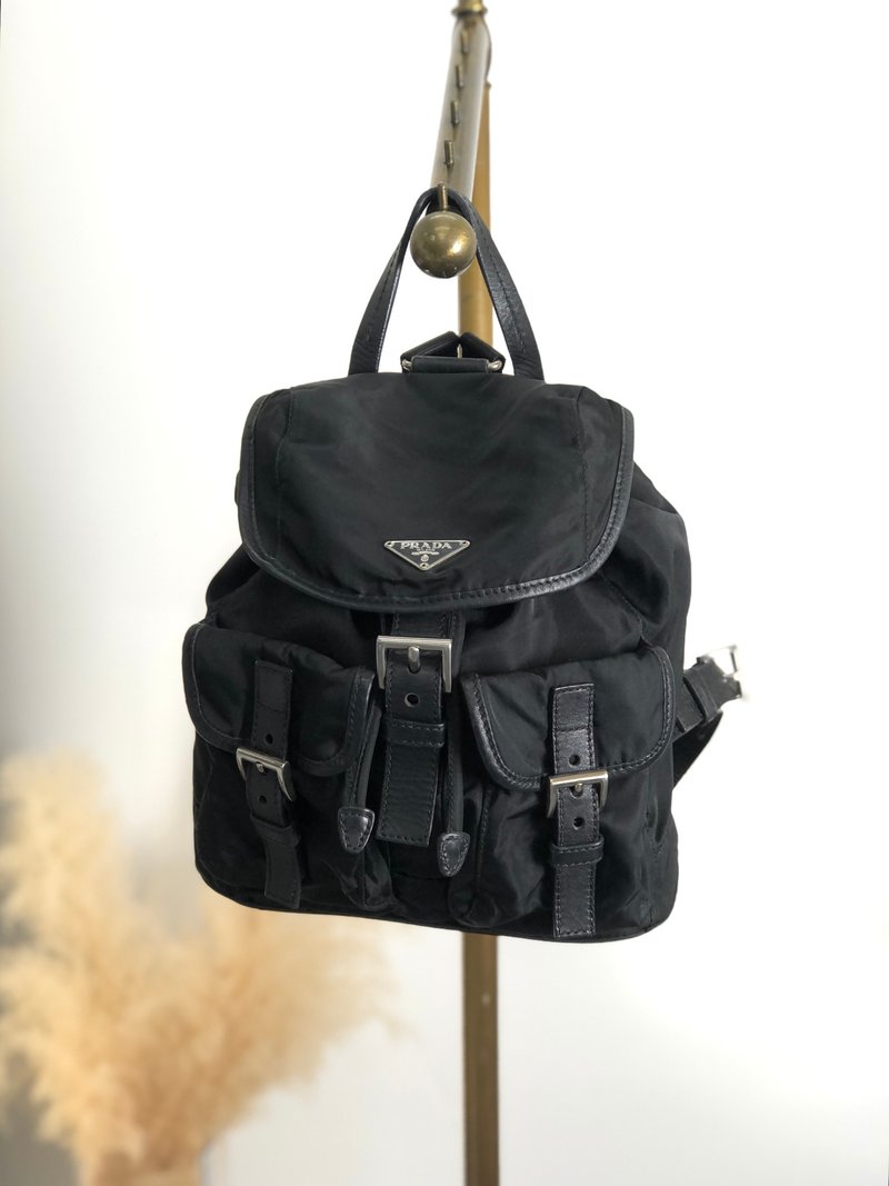 [Direct from Japan, branded used bag] PRADA Prada backpack, black, triangle logo, nylon, leather, vintage, old hu5ayn - Backpacks - Nylon Black