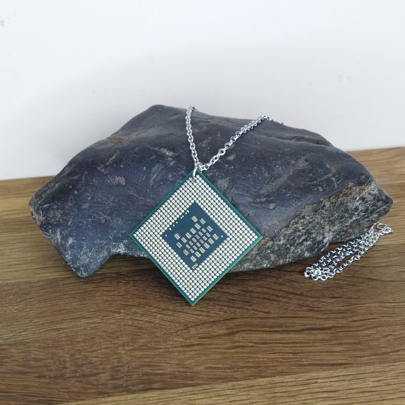 CPU necklace OOAK Cyberpunk necklace recycled Square futuristic pendant - Necklaces - Other Materials Green