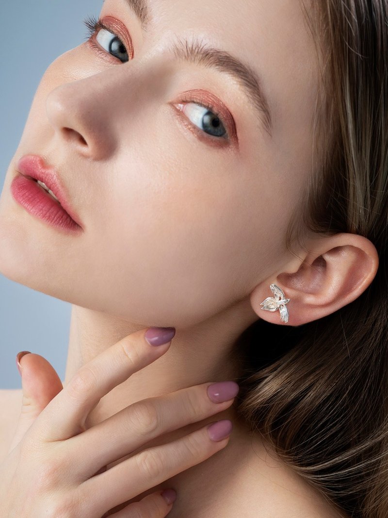 925 Sterling Silver Swan Orchid Earrings SLOe04 - Earrings & Clip-ons - Sterling Silver 