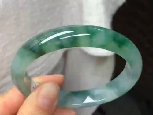 Good Morning Studio 冰種 天然翡翠 緬甸 A玉 玉鐲 • 冰種飄花翡翠貴妃鐲