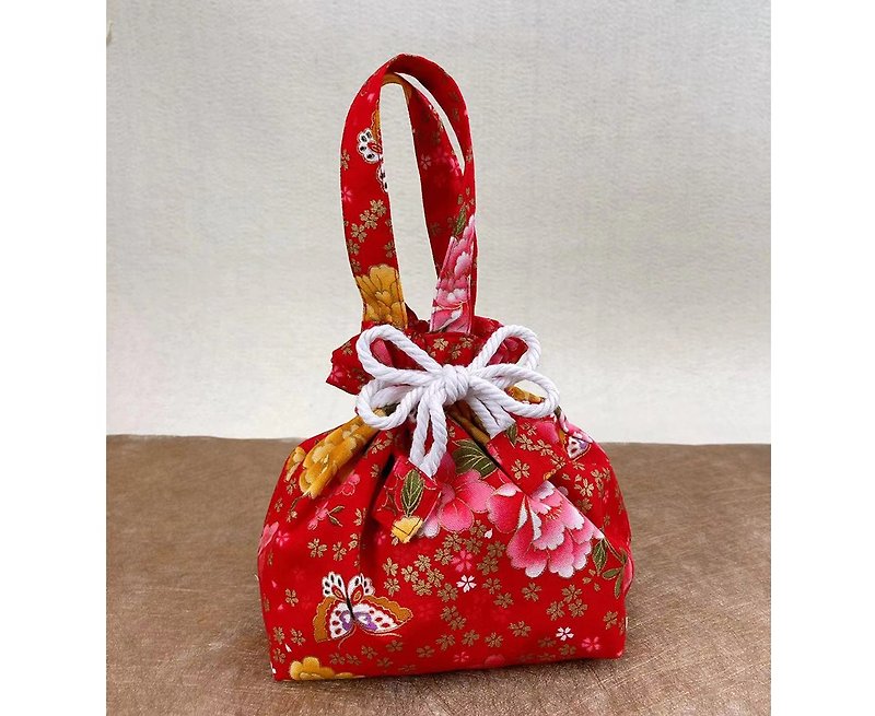 Festive handbag-red flower - กระเป๋าถือ - ผ้าฝ้าย/ผ้าลินิน สีแดง