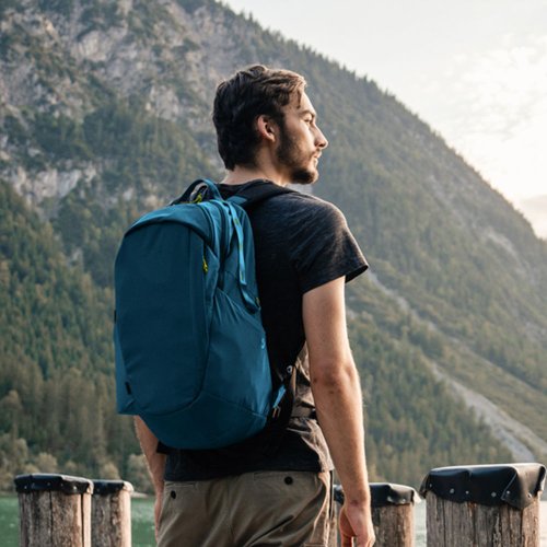 Pacsafe 臺灣總代理 Pacsafe ECO | 五大專利防盜 登山後揹包 25L 潮汐藍