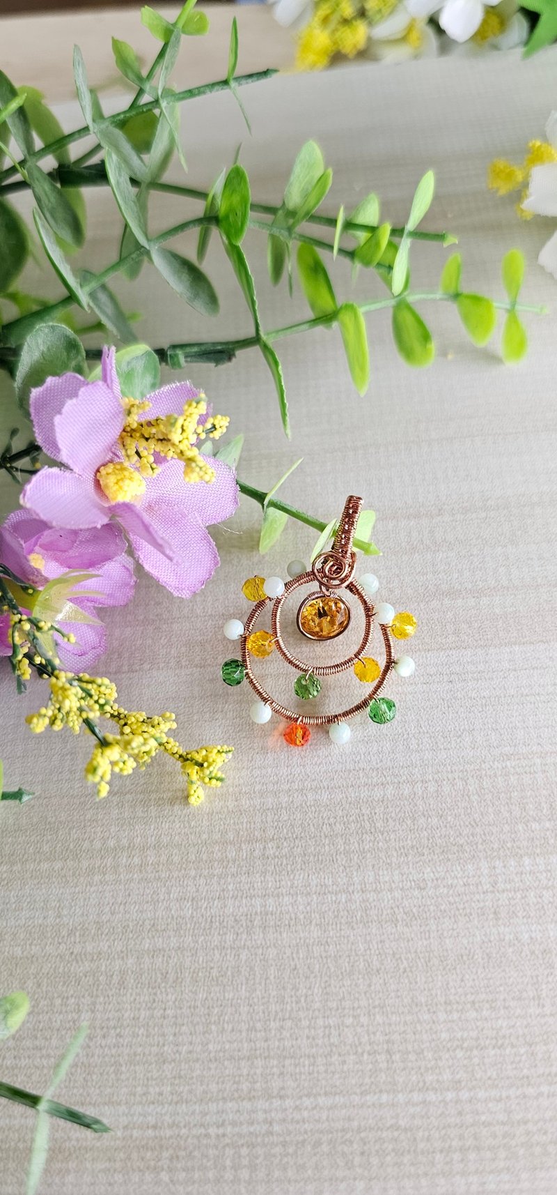【葉綠舒手作】螺旋星系-銀河系 /金屬線編織/節日/禮物/飾品項鍊 - 項鍊 - 銅/黃銅 金色