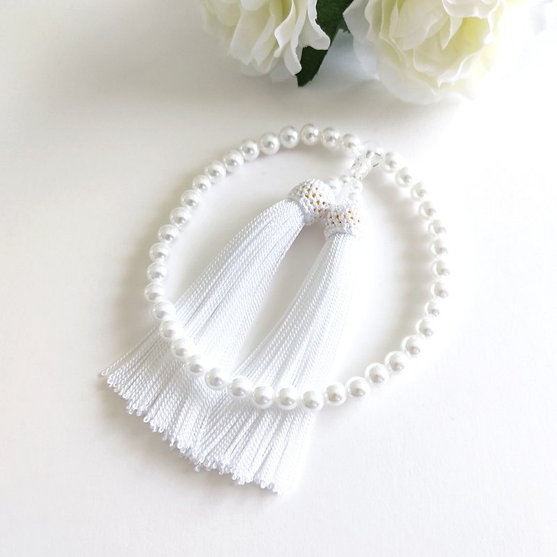 [For women/Main ball 7mm] Extremely simple pearl prayer beads/informal rosary/Shirafusa - Bracelets - Pearl White