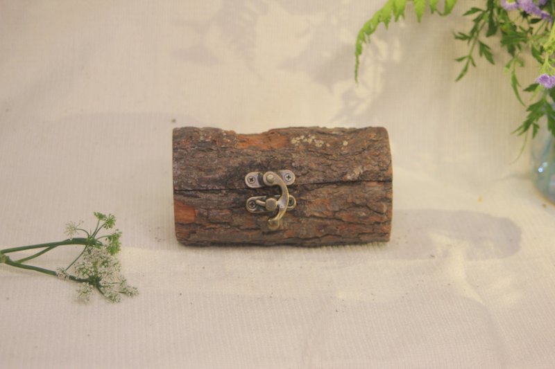 Log box :  | Xī Shù | tree branch storage box - Storage - Wood Brown