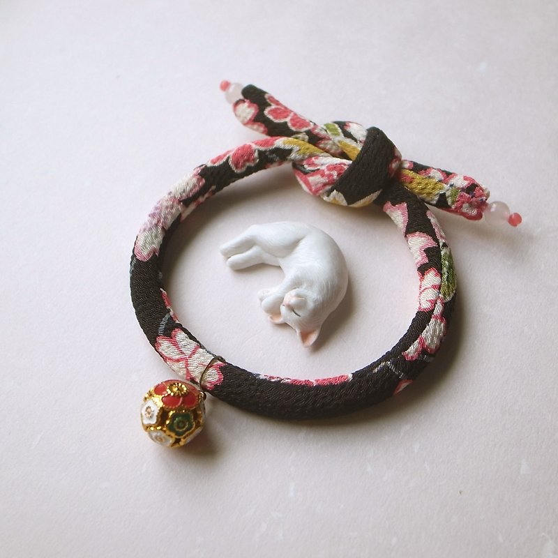 Japanese kimono dog collar & cat collar【Single knot】Black Sakura_S size - Collars & Leashes - Silk Black