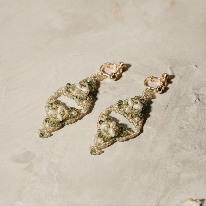 Dune Earrings - Amber Green - ต่างหู - แก้ว สีเขียว