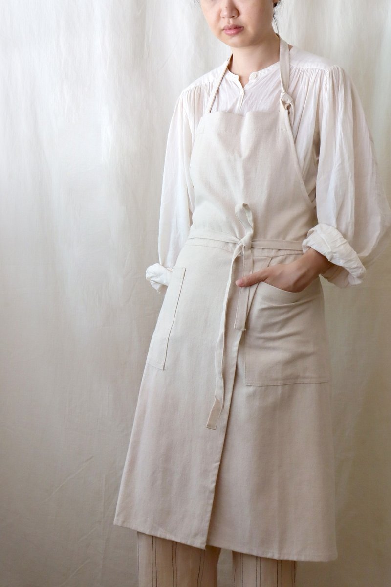 Ayuno's large slit back strappy apron is off-white and deep red. - Aprons - Cotton & Hemp White