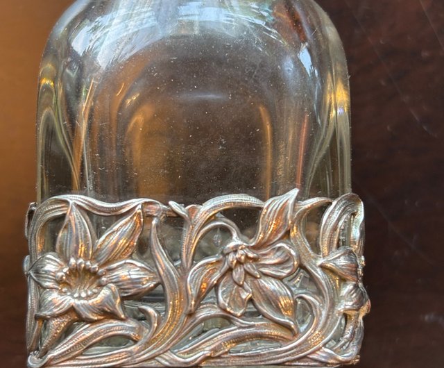 1920年フランスのヴィンテージ香水瓶 - シルバーガラス、アール