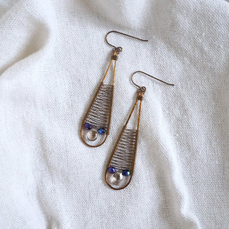 Handmade copper earrings - elegant weave - Earrings & Clip-ons - Semi-Precious Stones Purple