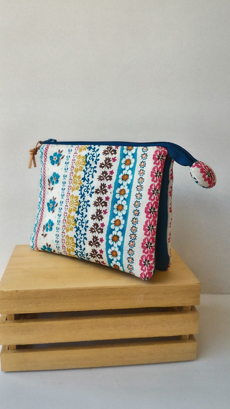 Spring flower five-layer bag for yourself and mom's best mother's day gift - Coin Purses - Cotton & Hemp 