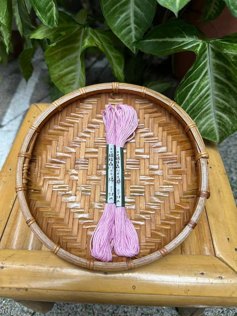 Cochineal dyed 25 times embroidery cotton thread (1) - เย็บปัก/ถักทอ/ใยขนแกะ - ผ้าฝ้าย/ผ้าลินิน 