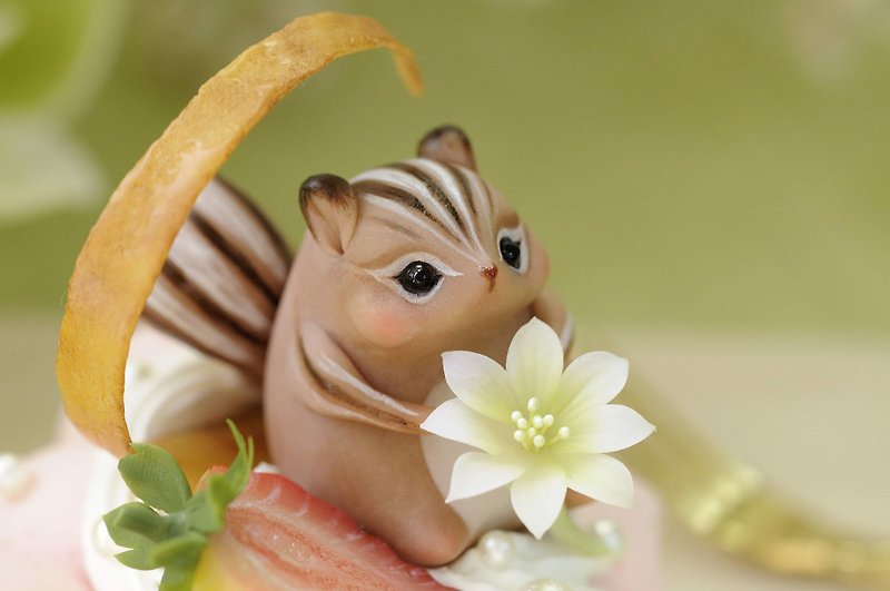 Sweet Dream:|Not You Momo: Cute Chipmunk Strawberry Cloud Tower/Pure Decoration - Items for Display - Clay Pink